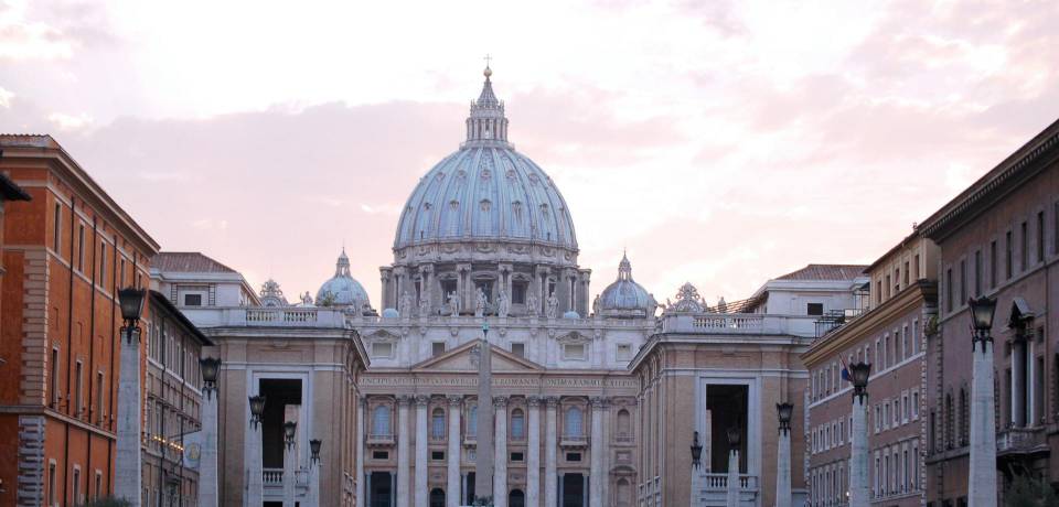 como me arreglo para el vaticano
